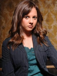 Photos de Mackenzie Rosman - Photoshoot John Sciulli - 103